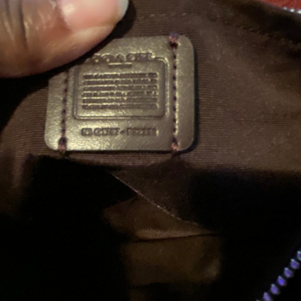Coach crossbody - Picture 2 of 3